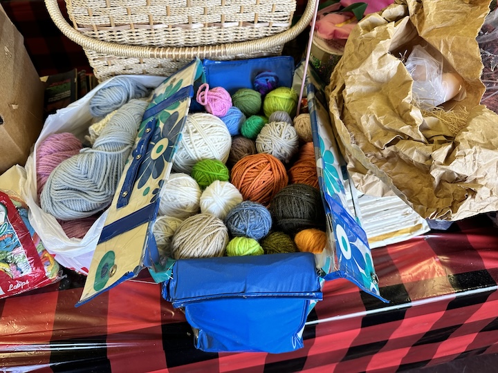 placeholder image sq